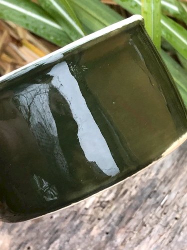 Crémier vintage en faïence vert foncé