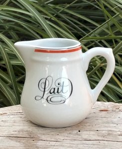 Vintage porcelain creamer from Auteuil, Bistrot Orange model