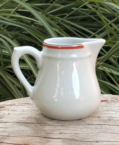 Crémier vintage en porcelaine d Auteuil modèle Bistrot Orange