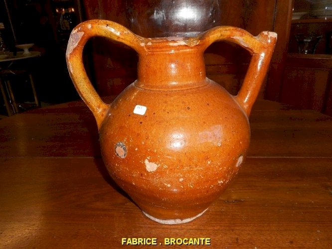 CRUCHE EN TERRE VERNISSEE N° 2
