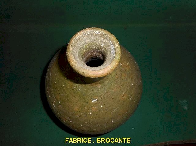CRUCHE EN TERRE VERNISSEE VERTE