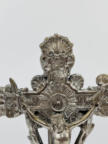 Crucifix dautel Français