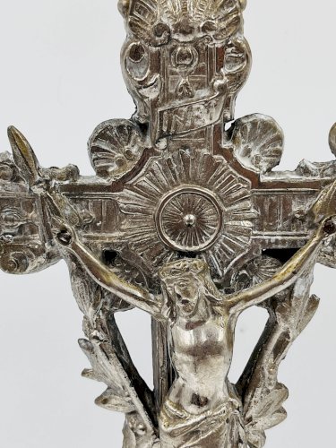 Crucifix dautel Français