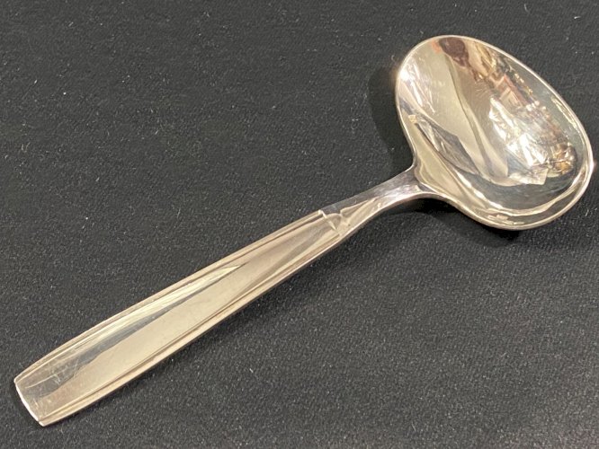 Cuillère à bouillie à sauce en métal argenté signé Christofle design Vintage