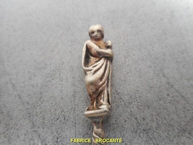CUILLERE PERCEE EN ARGENT MASSIF DE 31.2 GRAMMES