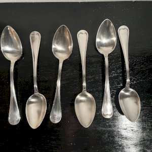 Cuillères à soupe en métal argenté