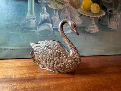 Cygne en métal argenté porte serviettes vintage