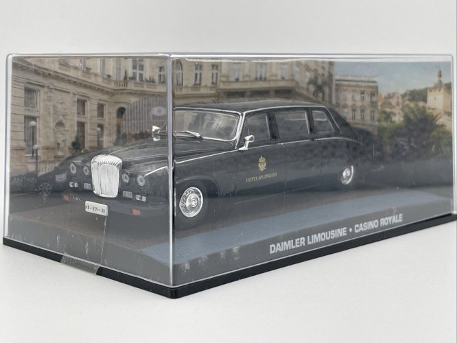 Daimler Limousine Casino Royal James Bond 1/43