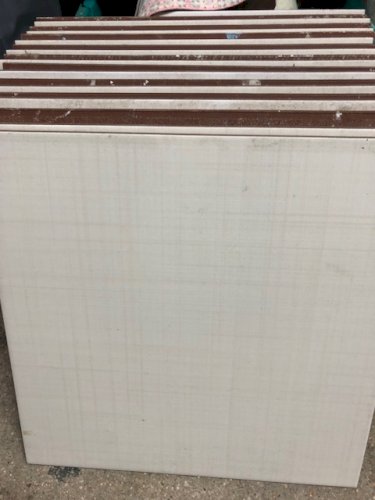 dalles de carrelage SALONI