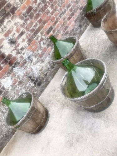 Dame Jeanne vintage, 110 euros pièce, bonbonnes anciennes