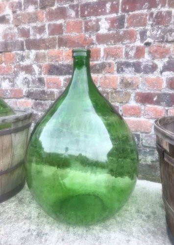 Dame Jeanne vintage, 110 euros pièce, bonbonnes anciennes