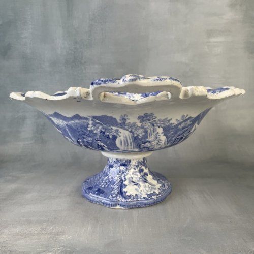 David Johnston Bordeaux coupe sur pied centre de table décor bleu  XIXe