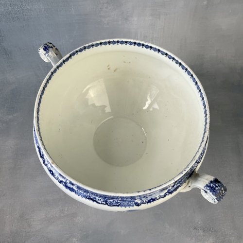 David Johnston et Jules Vieillard & Cie Bordeaux bas de soupière décor bleu XIXe