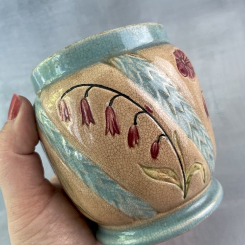 DE BRUYN FIVES LILLE ancien cache pot barbotine majolica décor floral en relief