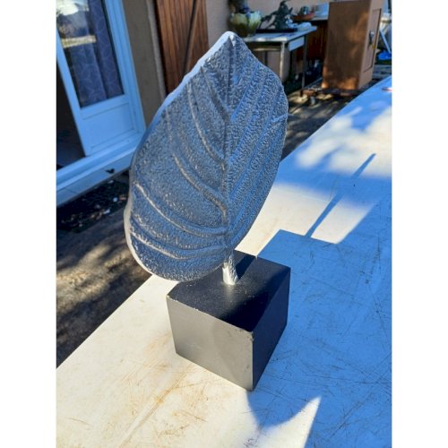 Déco Vintage Feuille Aluminium sur Socle Bois