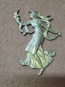 WOMEN'S ART NOUVEAU FURNITURE DECORATION IN BRASS