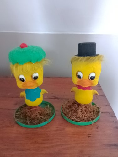 Décoration de Pâques canards datant des années 1970