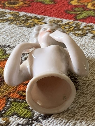 demi figurine half doll en porcelaine Germany Marie Antoinette en très bel état