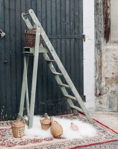 Denis, l'escabeau en bois patiné N°16