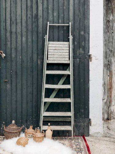 Denis, l'escabeau en bois patiné N°16