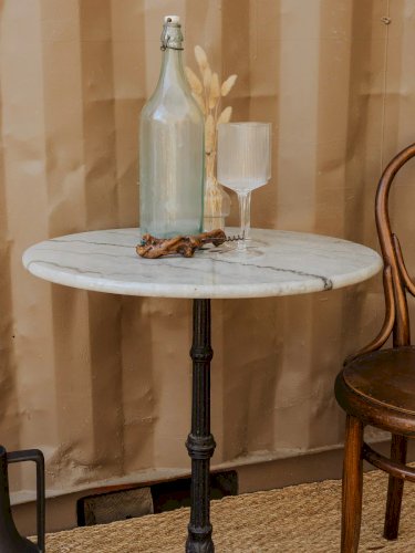 Denise, la table de bistro en marbre N°52