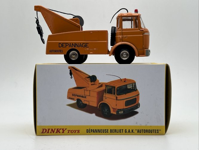 Dépanneuse Berliet GAK Autoroutes 589A 1/43 Dinky Toys Atlas