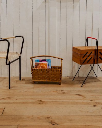 Désiré, le porte-revues en bois et osier N°140