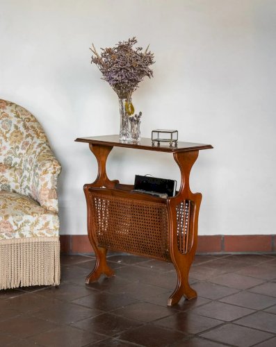 Désiré, le porte-revues en bois N°34