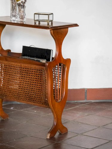 Désiré, le porte-revues en bois N°34