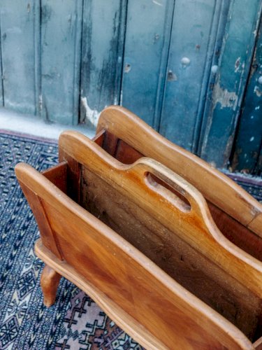 Désiré, le porte-revues en bois N°43