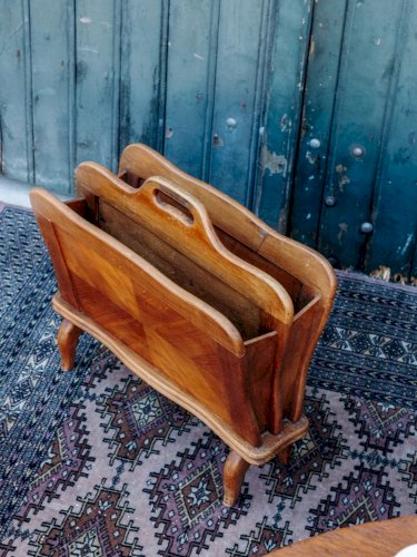 Désiré, le porte-revues en bois N°43