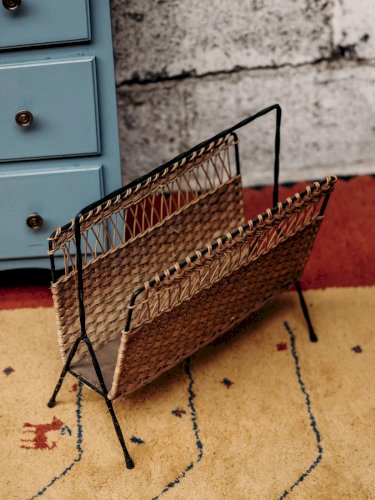 Désiré, le porte-revues en métal N°84