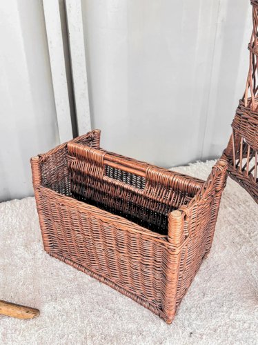 Désiré, le porte-revues en osier N°85