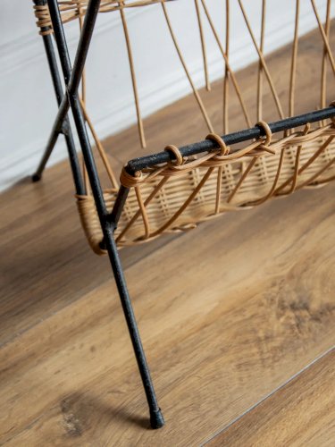 Désiré, le porte-revues en osier N°98