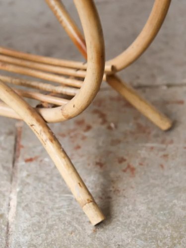 Désiré, le porte-revues en rotin N°153