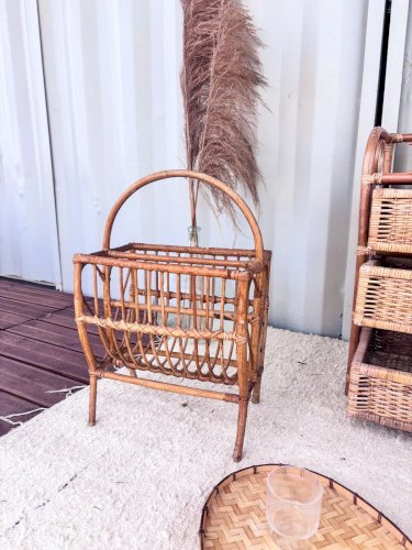 Désiré, le porte-revues en rotin N°86