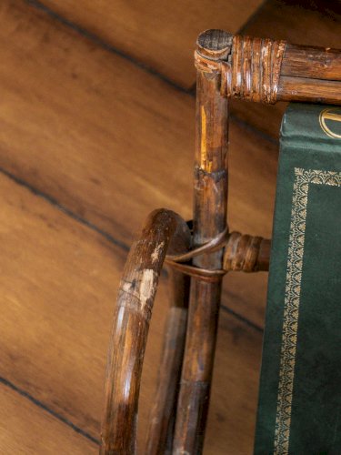 Désiré, le porte-revues en rotin N°87