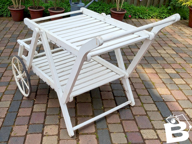 Desserte en bois extérieure Gleizes