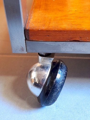 Desserte ou bout de canapé 1970