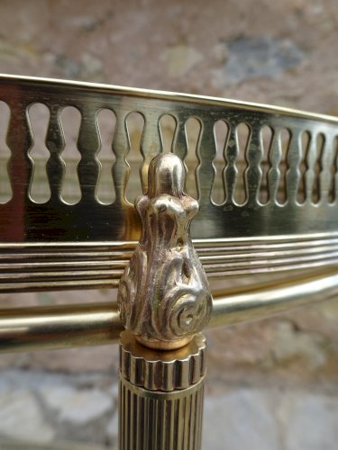 Desserte roulante en verre et laiton doré, Maison Baguès, années 40 