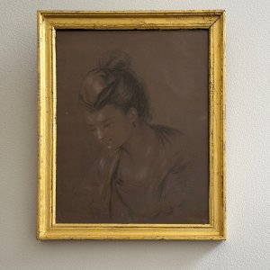 Dessin au crayon portrait de jeune femme début XXe cadre doré A5636