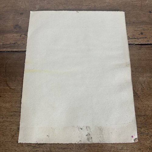 Dessin sanguine XXe représentant une femme aux bas devant un bureau L1041