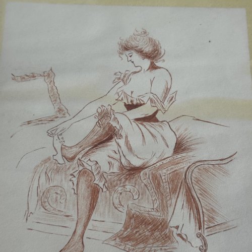 Dessin sanguine XXe représente une femme à sa toilette assise sur un lit L1042