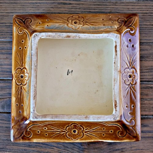 Dessous de plat en barbotine Onnaing, style art nouveau, vers 1920