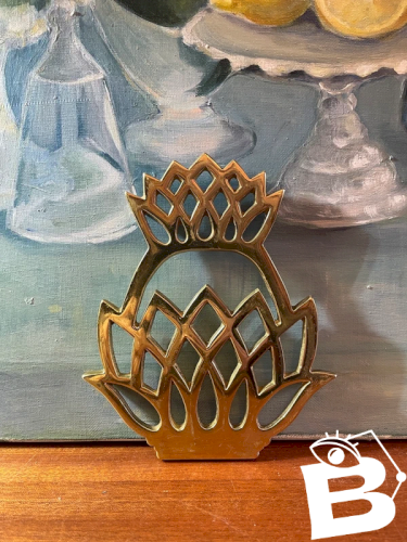 Dessous de plat en laiton vintage