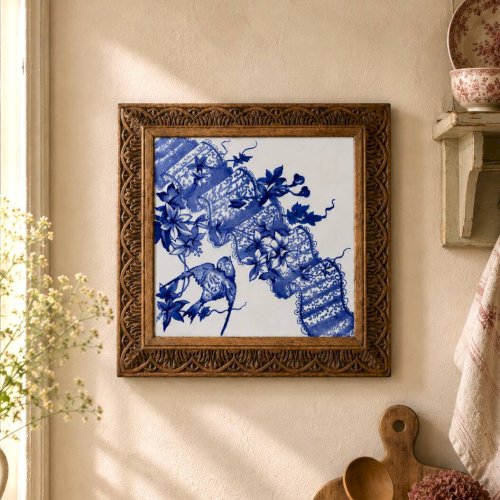Dessous de plat en terre de fer Longwy décor à loiseau, XIXe siècle
