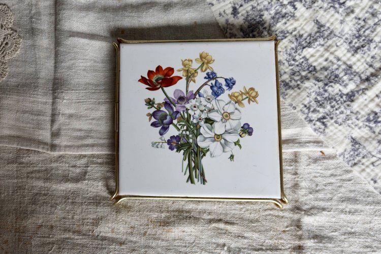 Dessous de plat vintage Villeroy & Boch – Carreau de faïence à fleurs