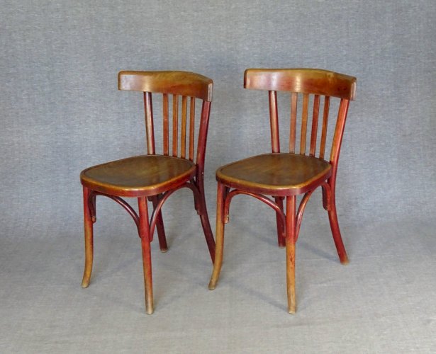 Deux chaises bistrot Fischel N°89 1/2 de 1932 , assise bois unie, No Thonet