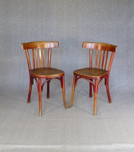 Deux chaises bistrot Fischel N°89 1/2 de 1932 , assise bois unie, No Thonet