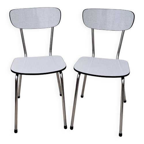 Deux chaises en Formica